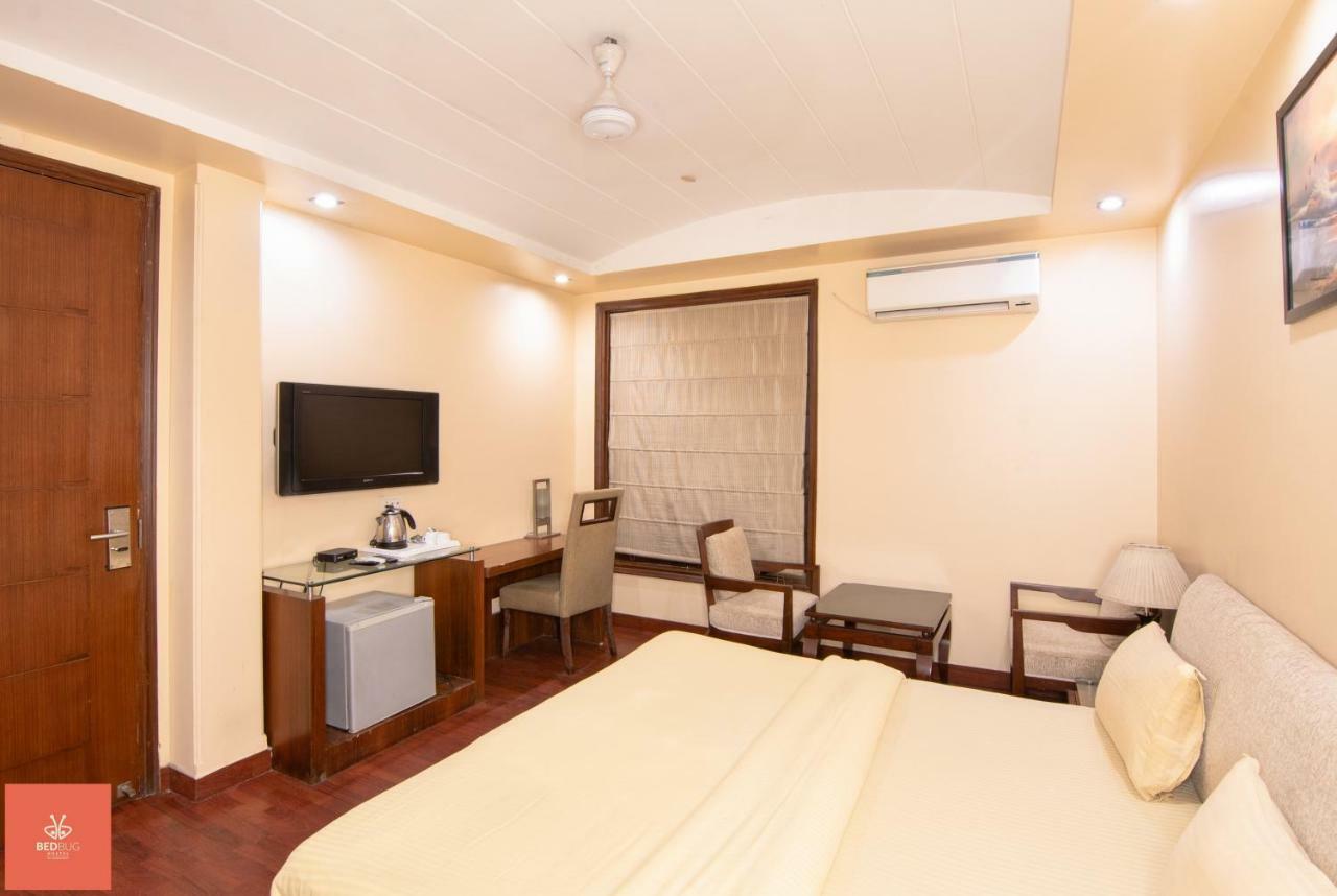 Хостел Madpackers Delhi West Нью-Дели Экстерьер фото